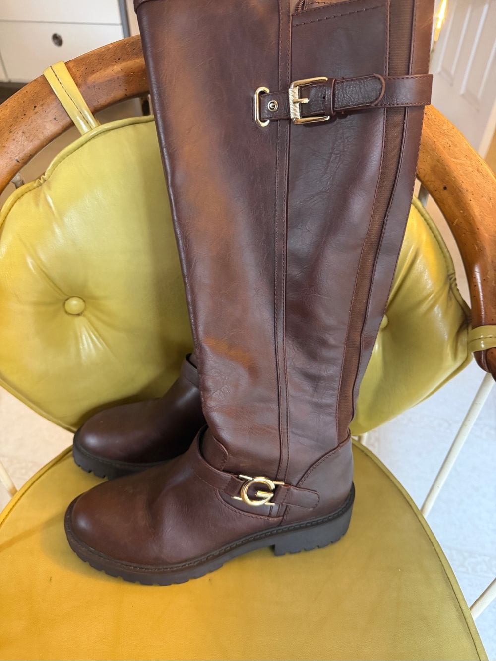 G & G Chestnut Brown knee Boots with Gold Buckle 8 M